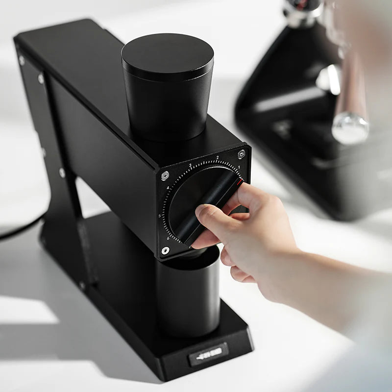 F74 Navigator Electric Grinder-Black?UK?