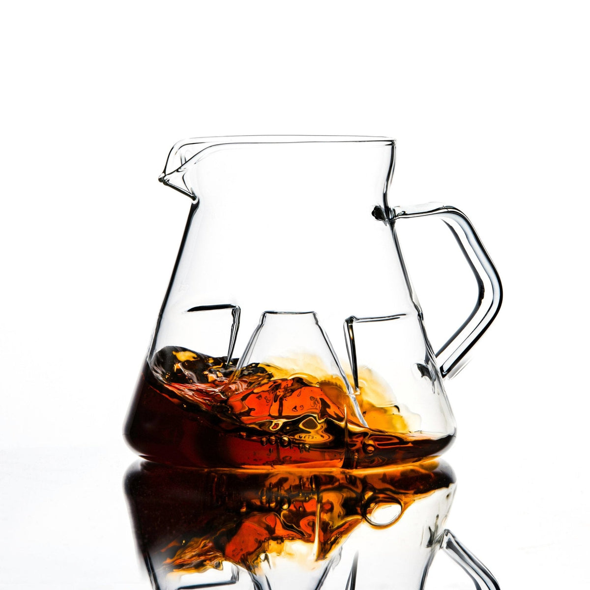 ICOSA CYCLONE SENSORY CARAFE