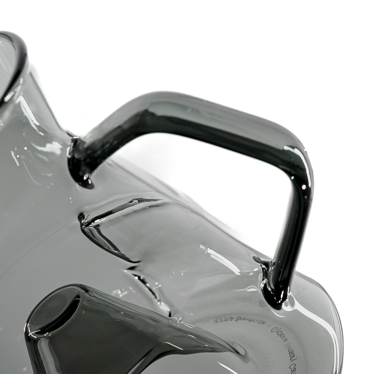 ICOSA CYCLONE SENSORY CARAFE